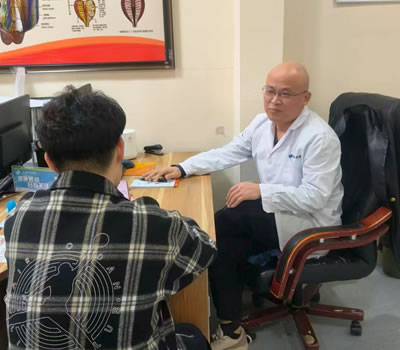 鄂尔多斯市|男科医师高朋磊：守护男性健康，专业男科诊疗